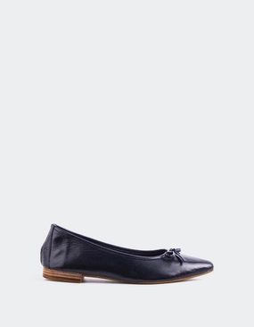 Briar Navy Leather