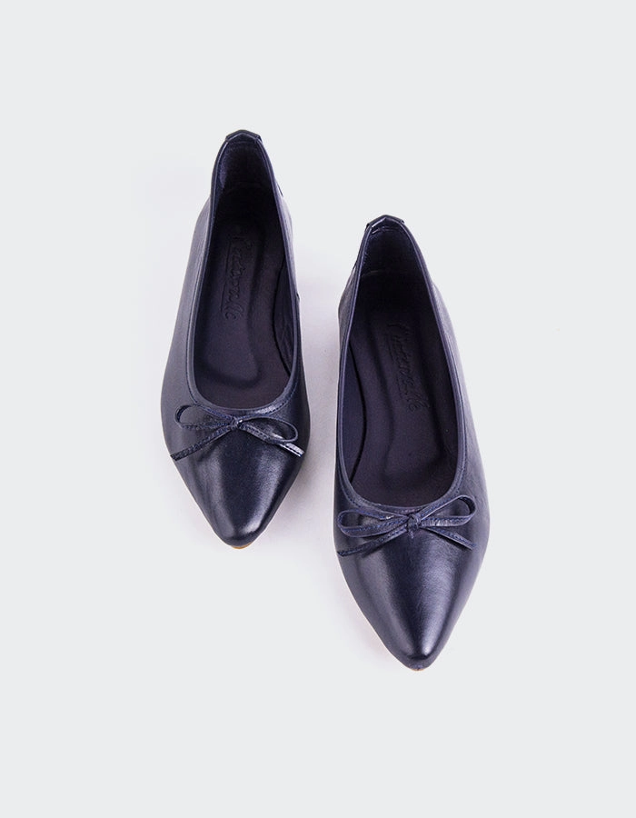 Briar Navy Leather