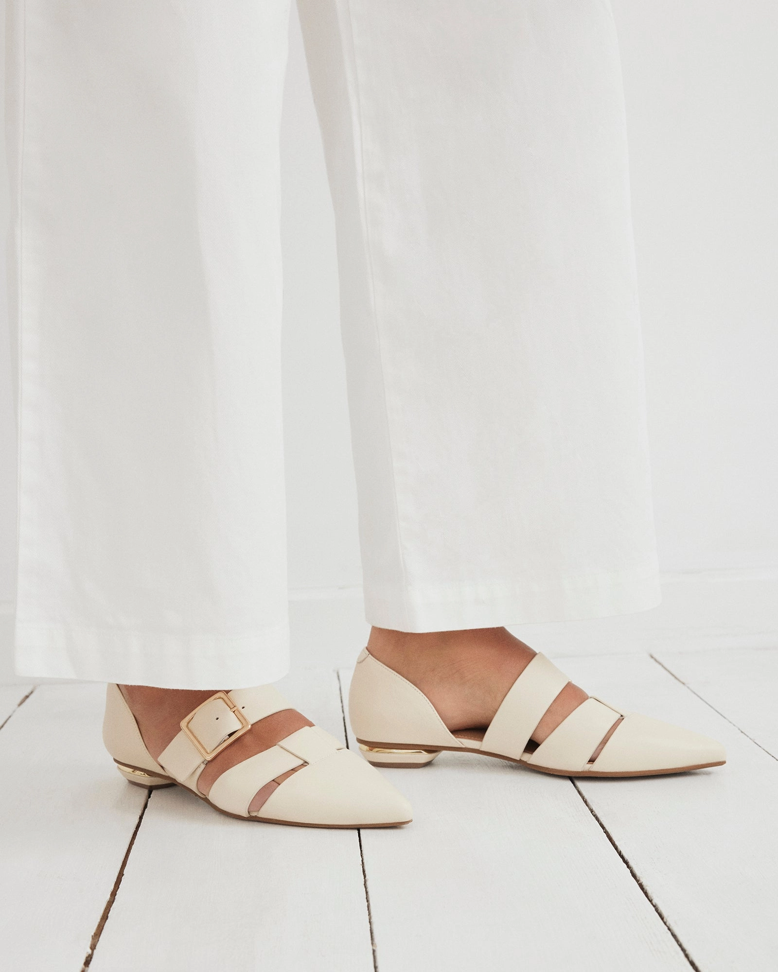 CARLA DRESS FLATS OFF WHITE LEATHER