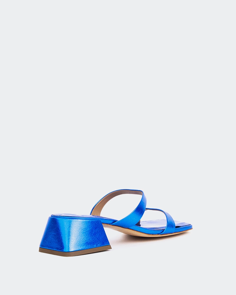 Centro, Blue Metal/Métal Bleu
