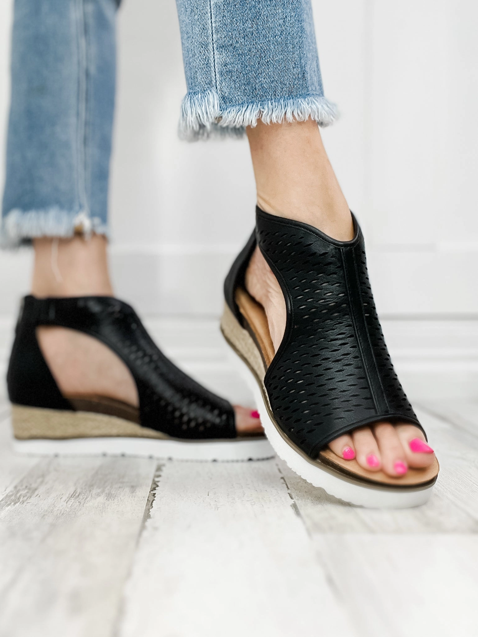Corkys Sugar Momma Wedge Sandal in Black