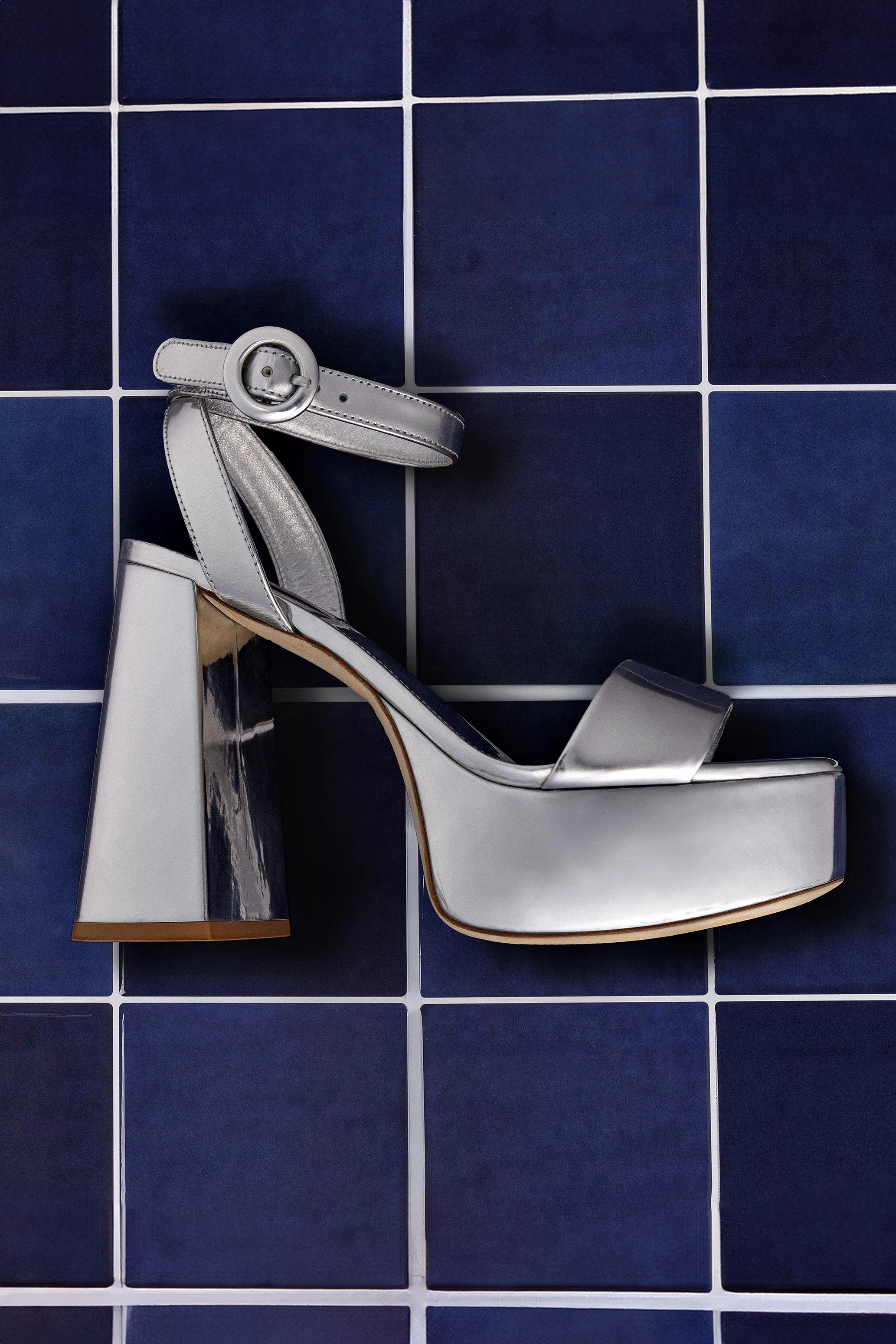 Dolly Sandal In Silver Specchio