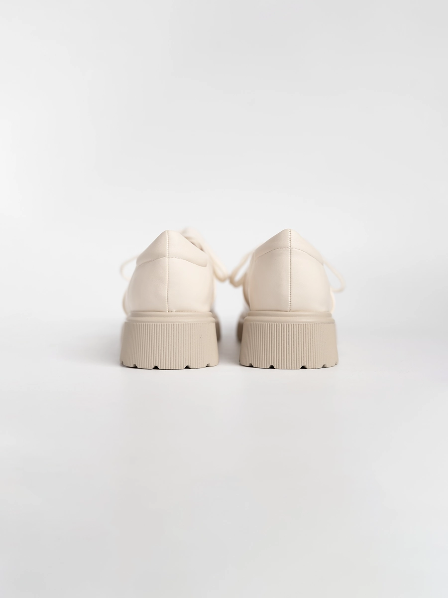 Effie Bunny Platform
