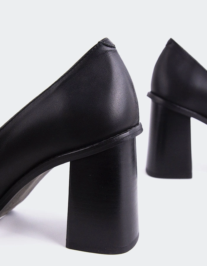 Gabiano Black Leather