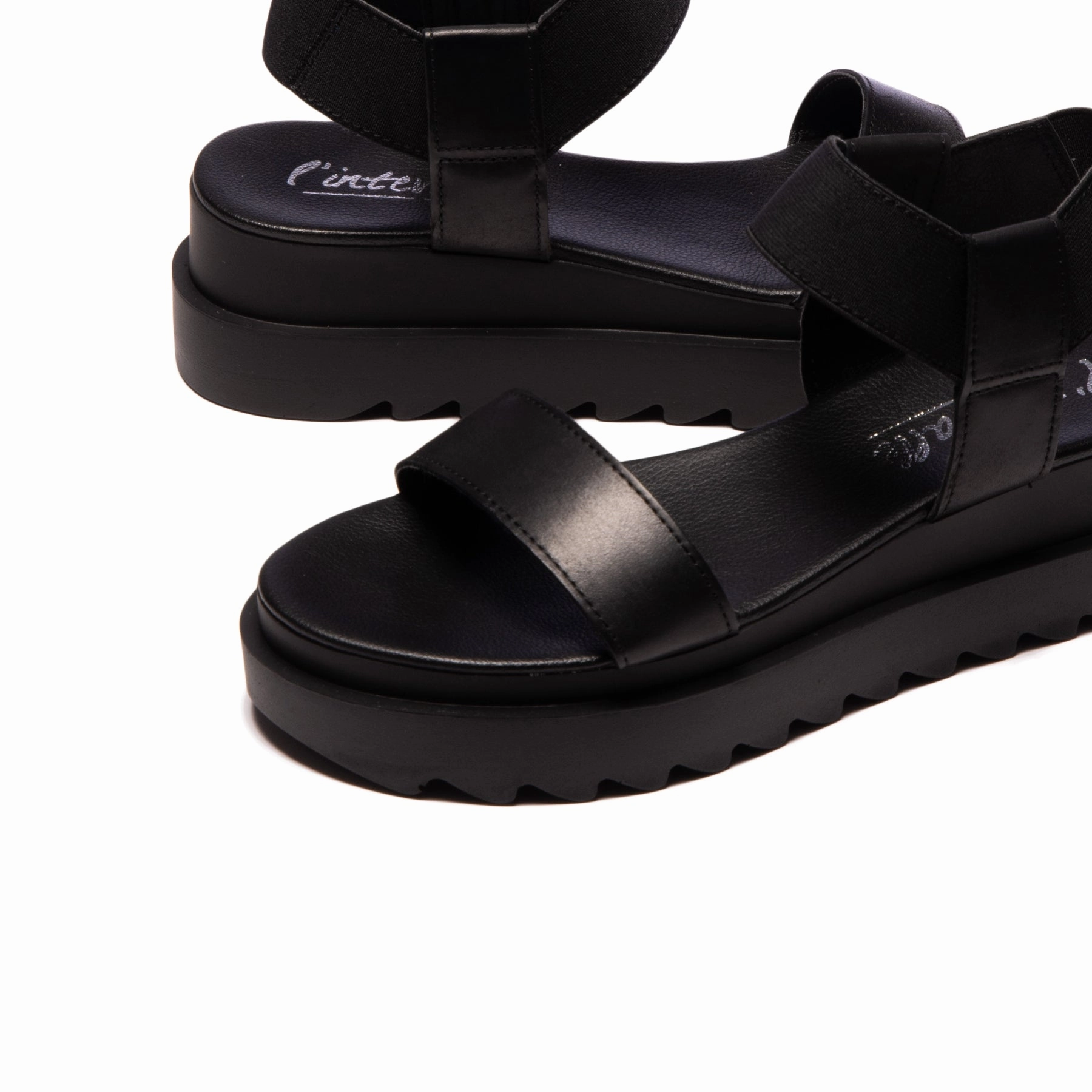 Gerta Black Leather