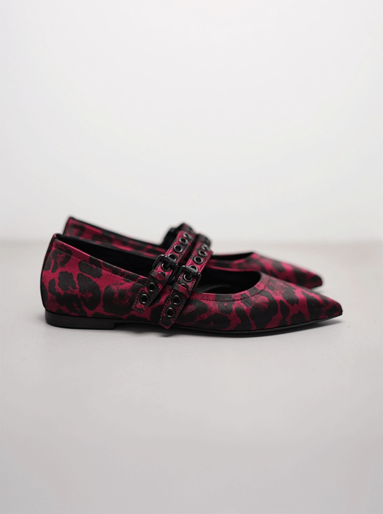 Gianna red / black leopard
