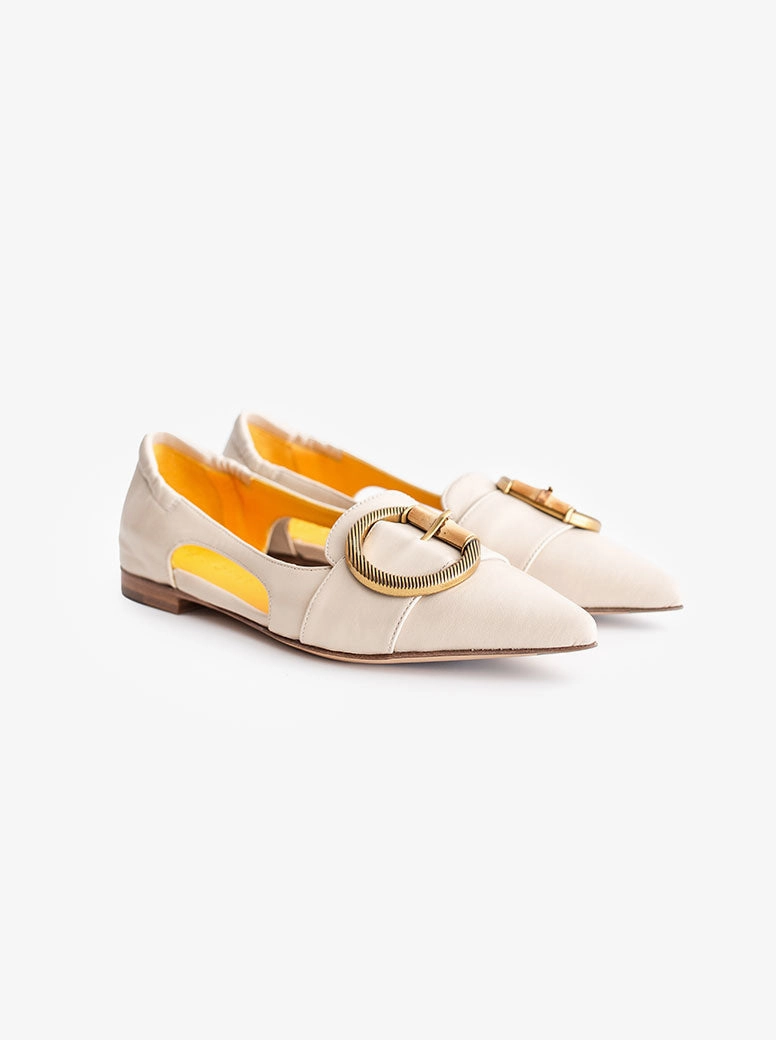 Lively beige