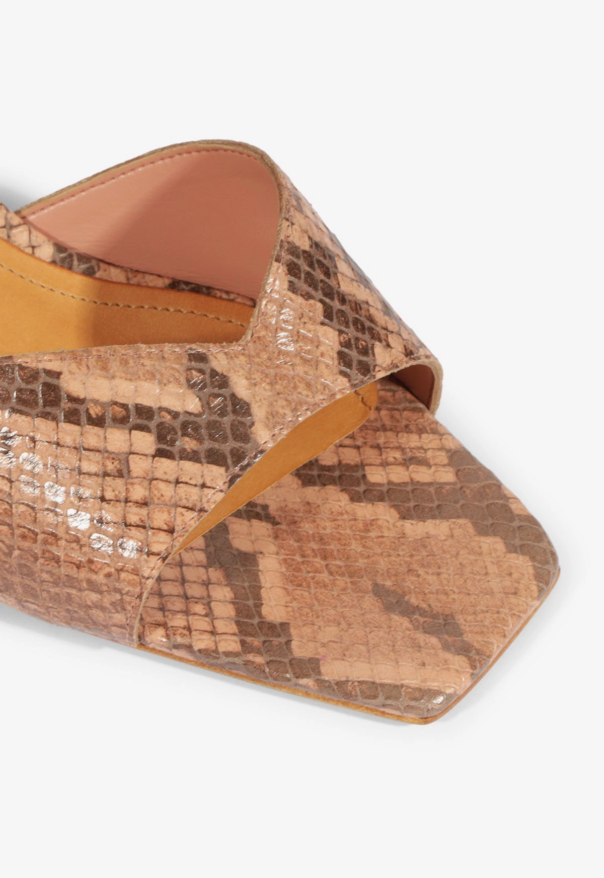 Margot Sandal