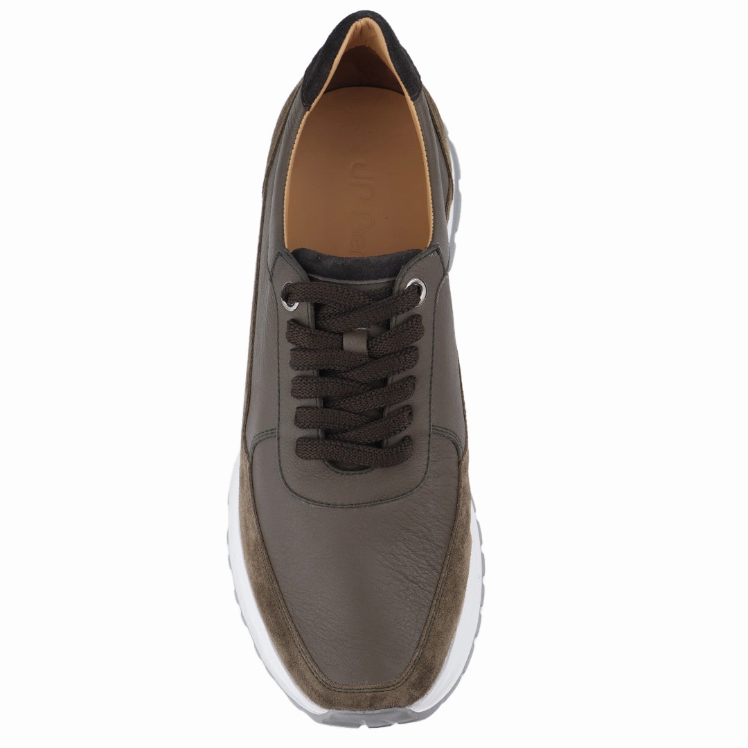 Men´s green suede casual sneakers
