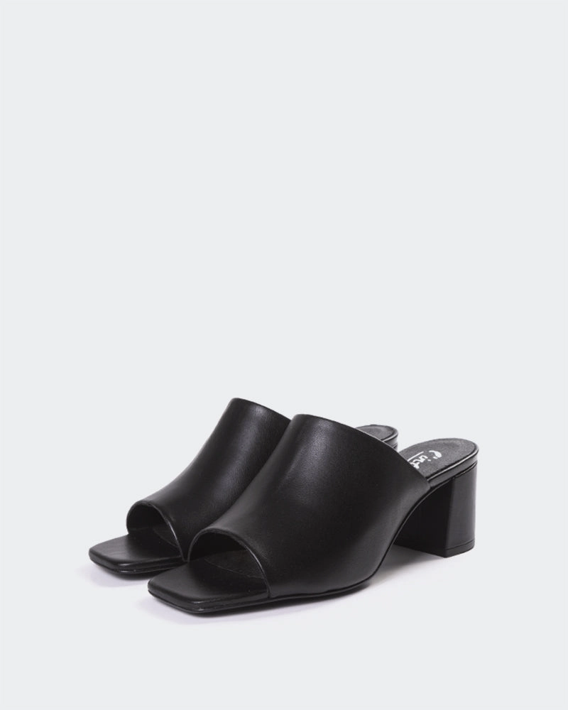 Pelham Black Leather