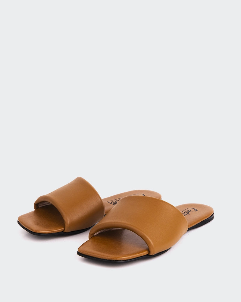 Proseco Tan Leather