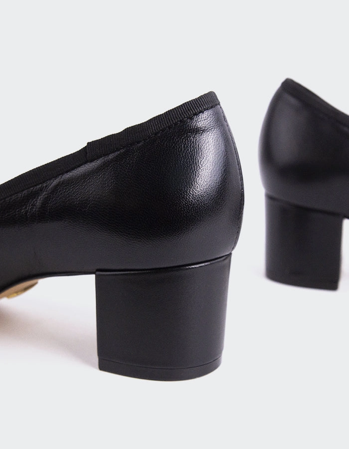 Ruslan Black Leather