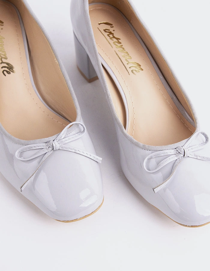 Ruslan Lt. Grey Patent