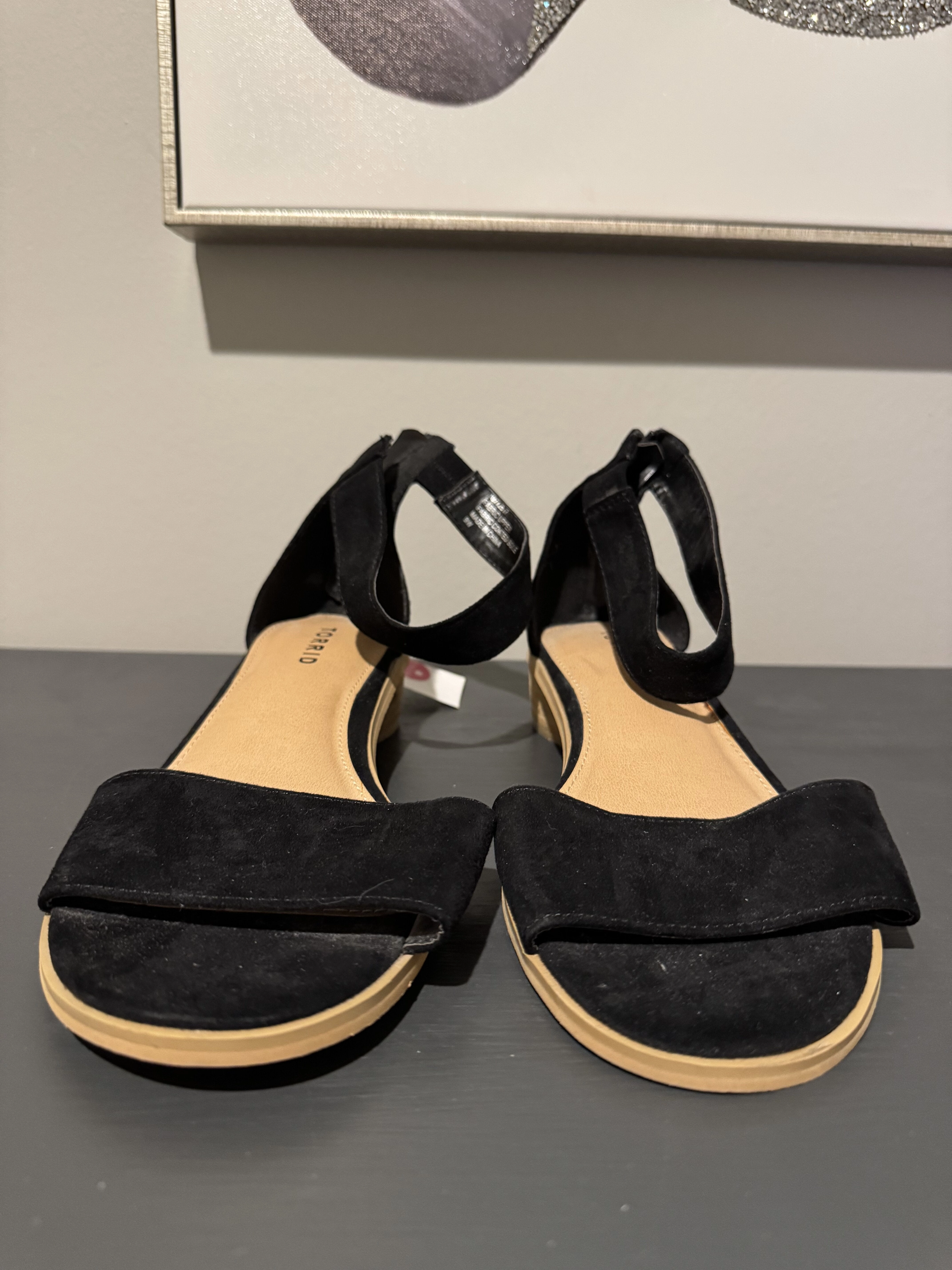 Sandals Flats By Torrid  Size: 10