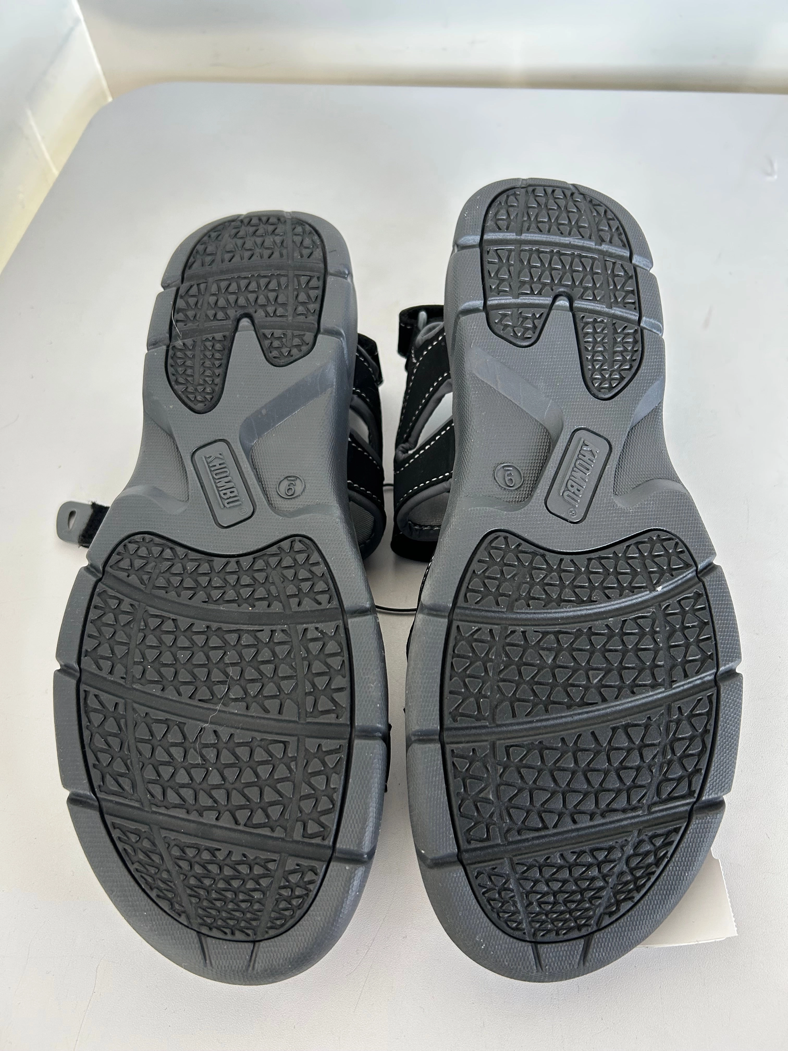 Sandals Sport By Khombu In Black & Grey, Size: 9