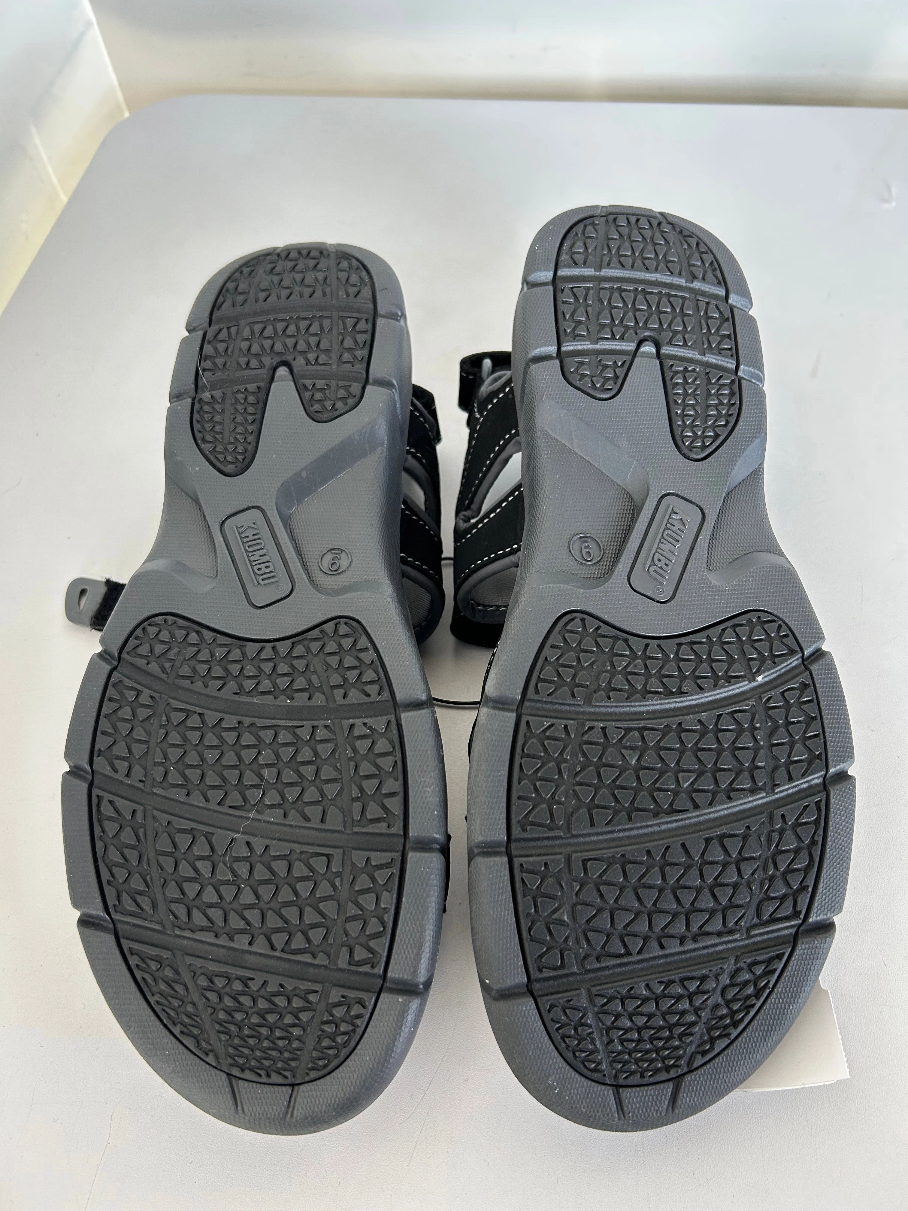 Sandals Sport By Khombu In Black & Grey, Size: 9