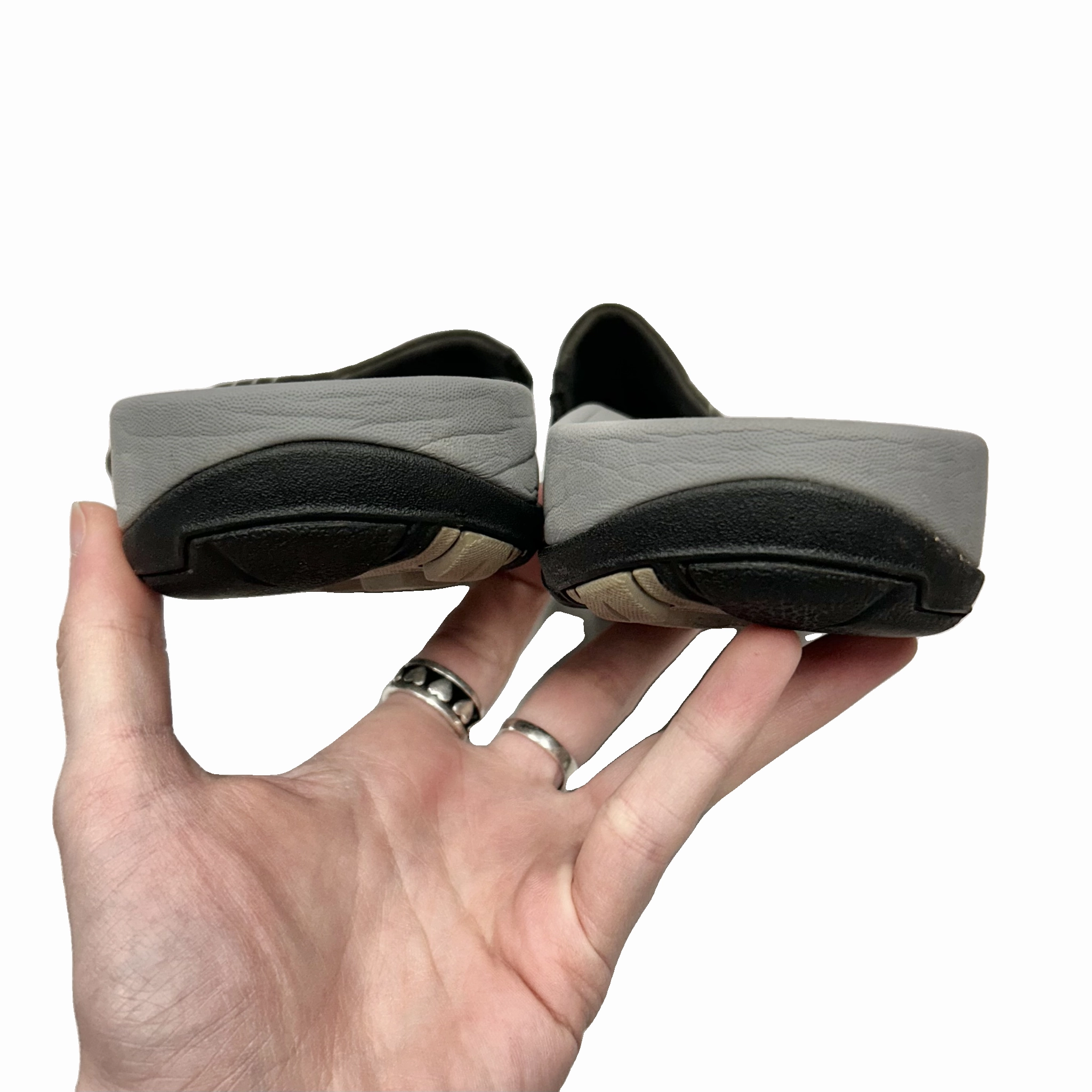 Sandals Sport By Vionic In Black & Silver, Size: 8