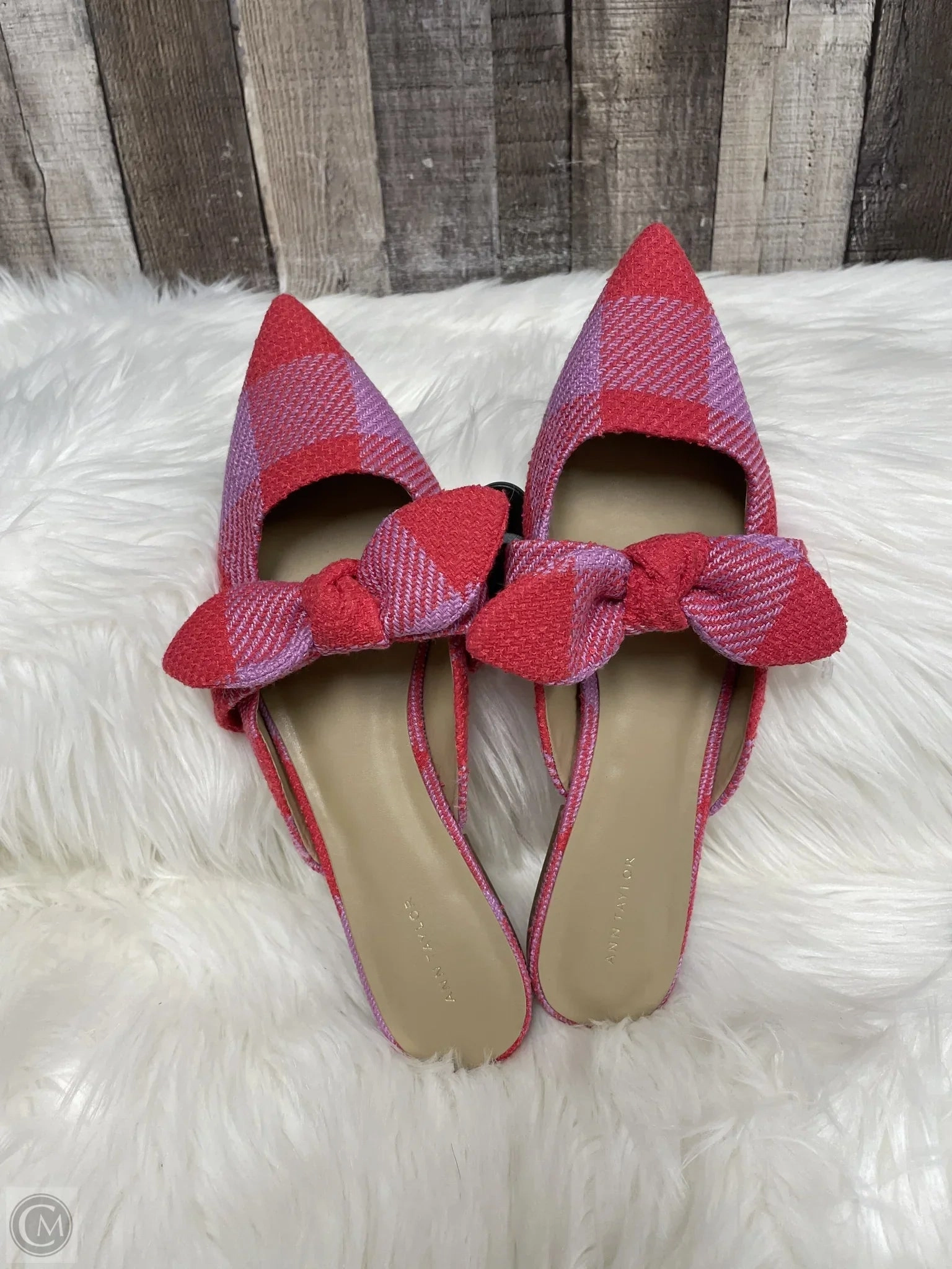 Shoes Flats By Ann Taylor In Multi-colored, Size: 10