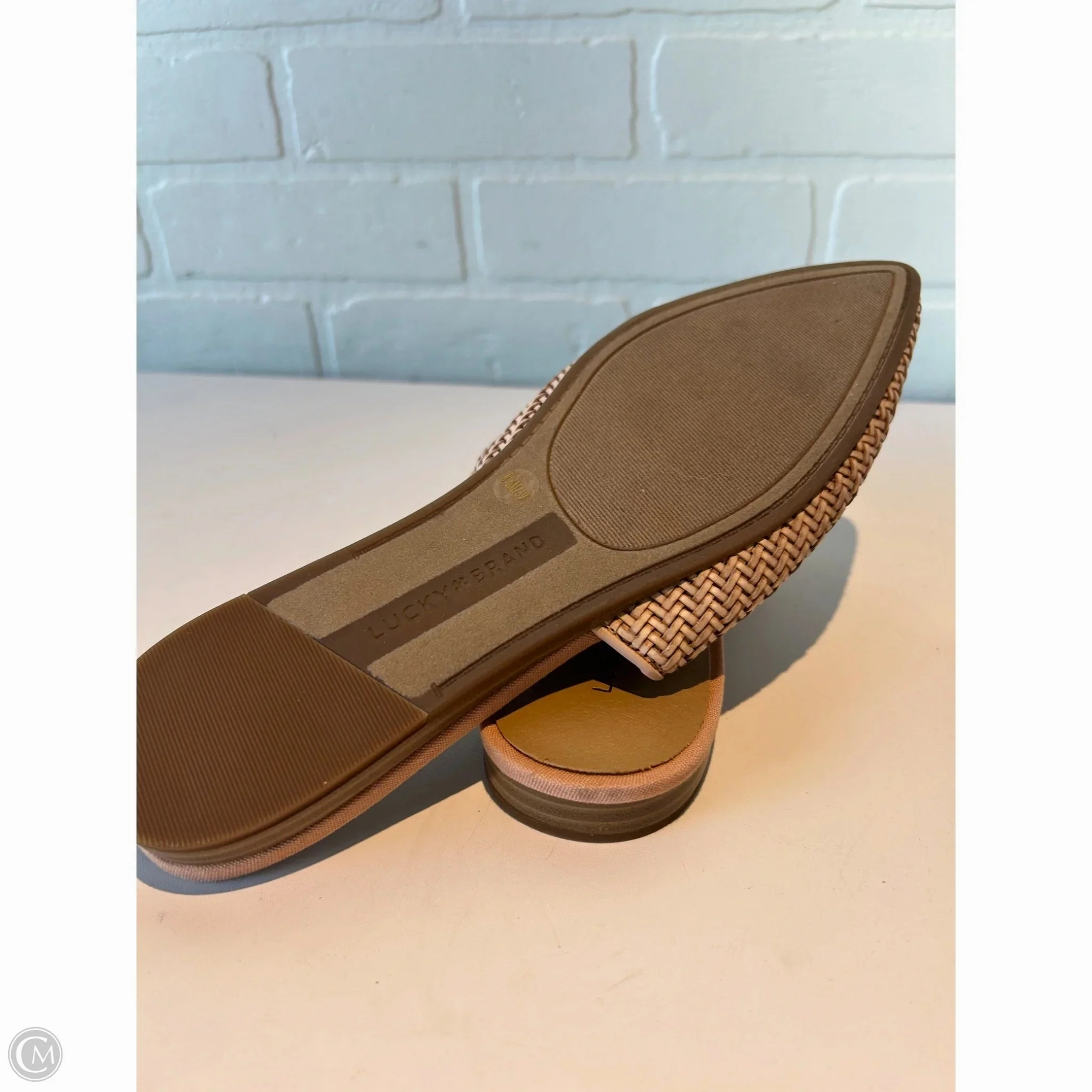 Shoes Flats By Hey Dude In Tan, Size: 8