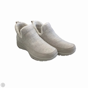 Shoes Flats By Skechers In Beige, Size: 11