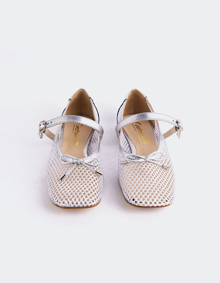 Starflower Silver Leather