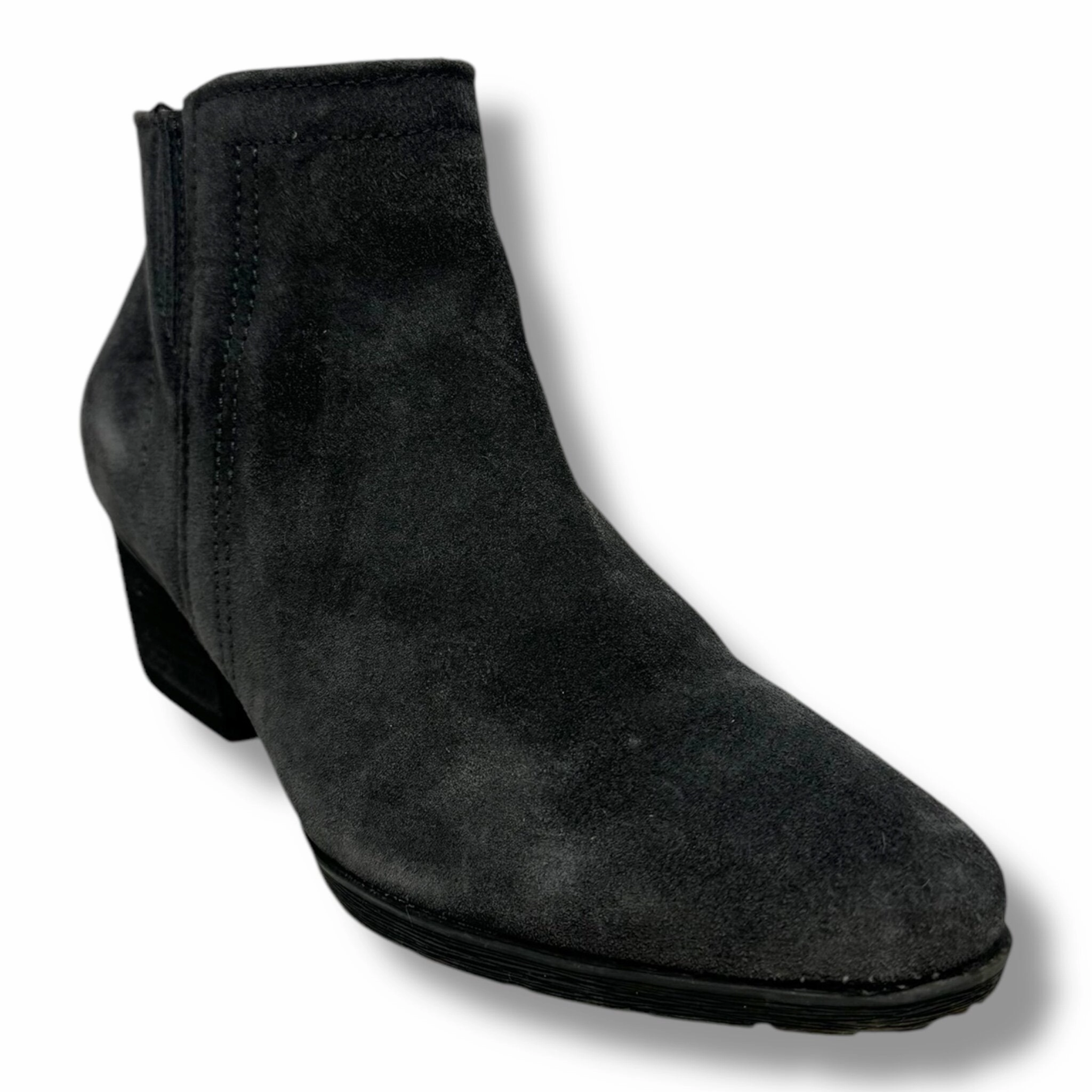 Valli Bootie By Blondo  Size: 11