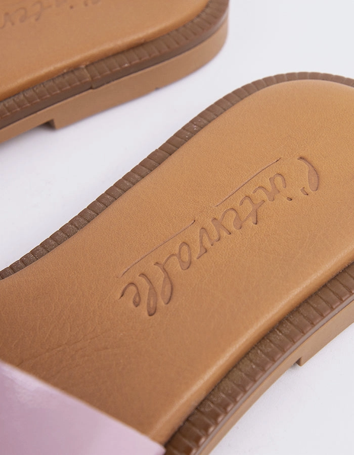 Valmy Lilac Patent